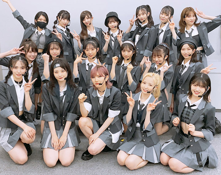 AKB48 54th根も葉もrumor 衣装