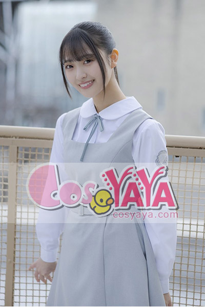 日向坂46 五期生「おもてなし会」制服