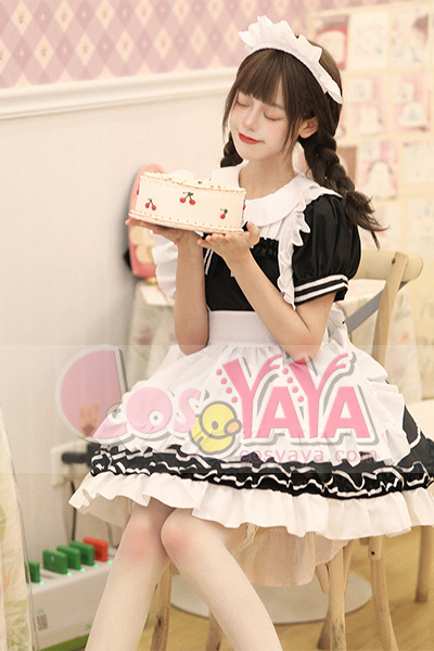  萌え系黒白メイド服
